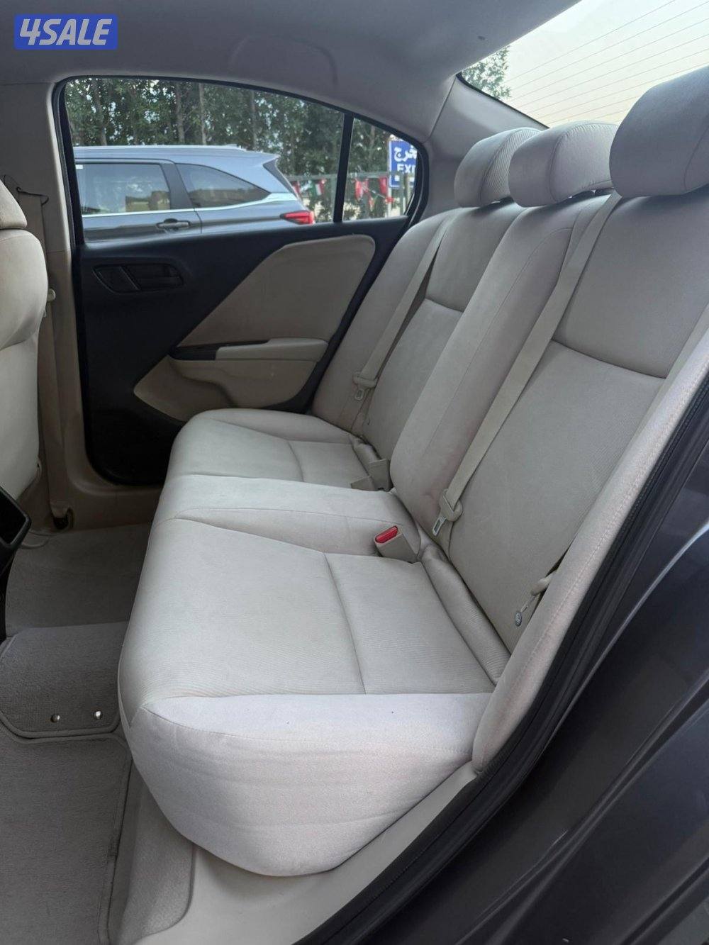 هوندا سيتي موديل 2016 ماشي ١٣٠ الف6