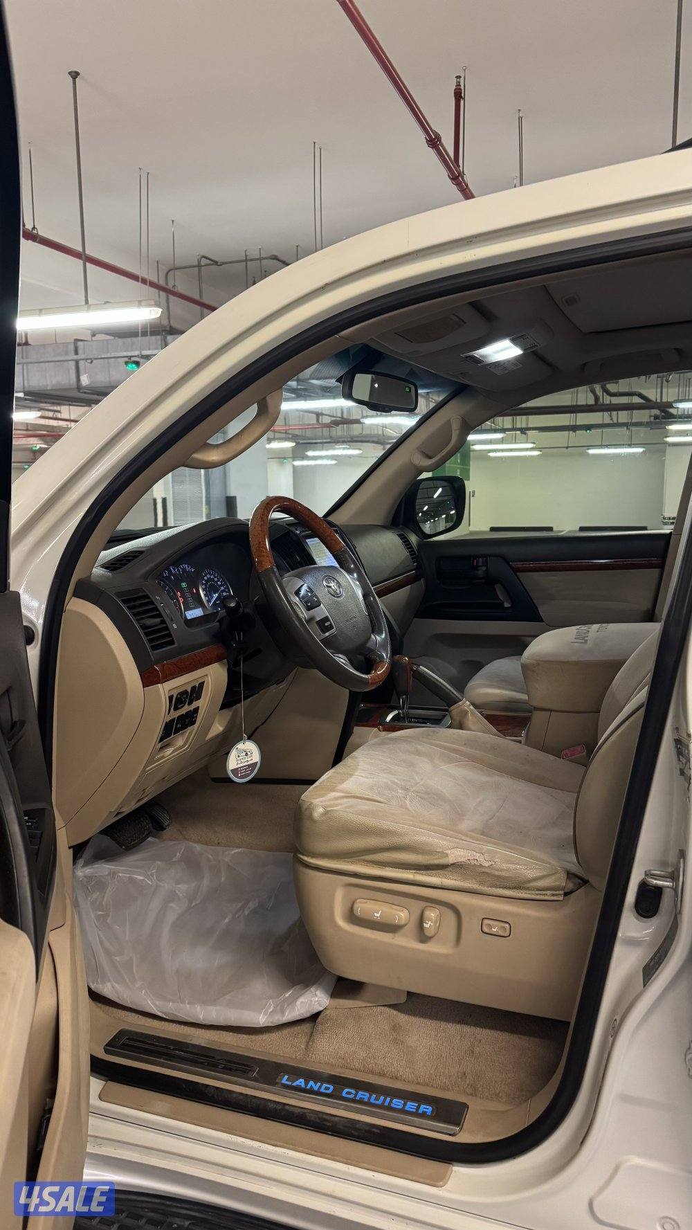 جيب لاند كروزر 2014 صبغ الوكاله8