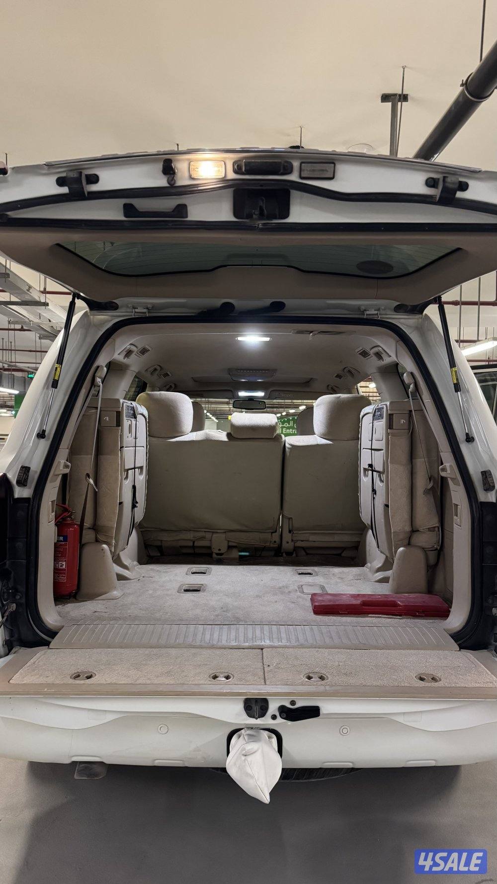 جيب لاند كروزر 2014 صبغ الوكاله9