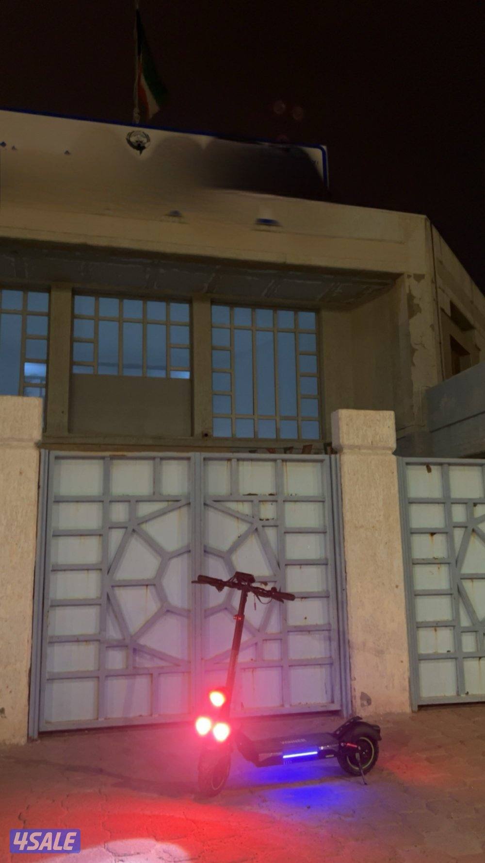 سكوتر نضيف مايبيله شي ويا كل شي استعمال يومين الصامل يدش خاص1