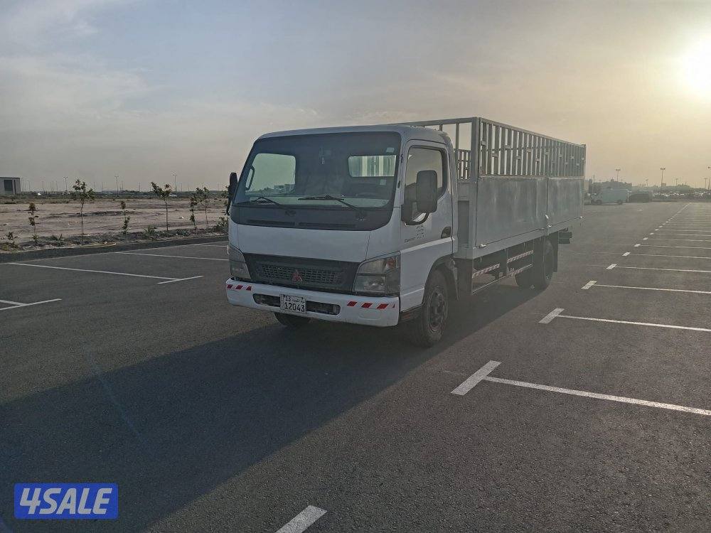 هاف لوري ميتسوبيشي 20144