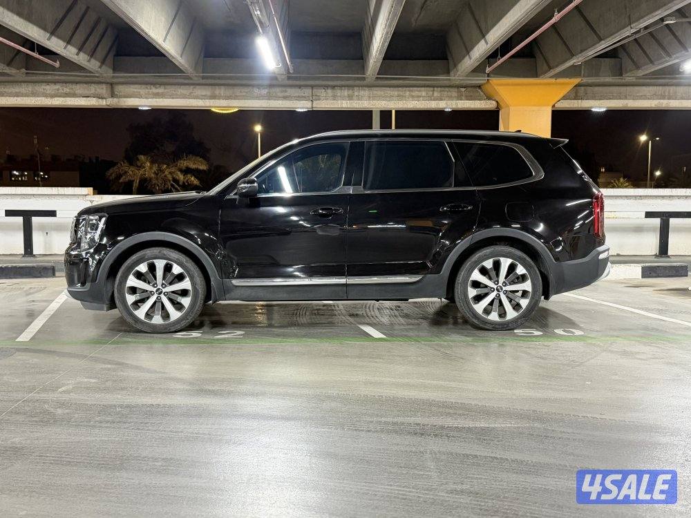 KIA Telluride5