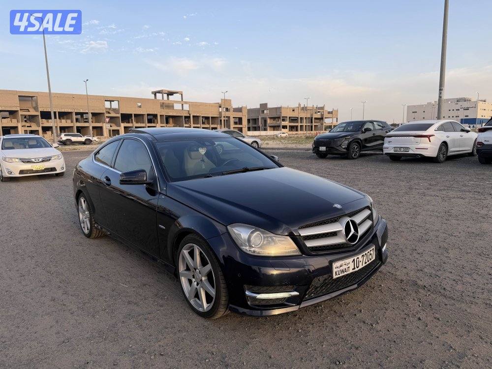 مرسيدس 2012 بحالة المصنع كالجديد4