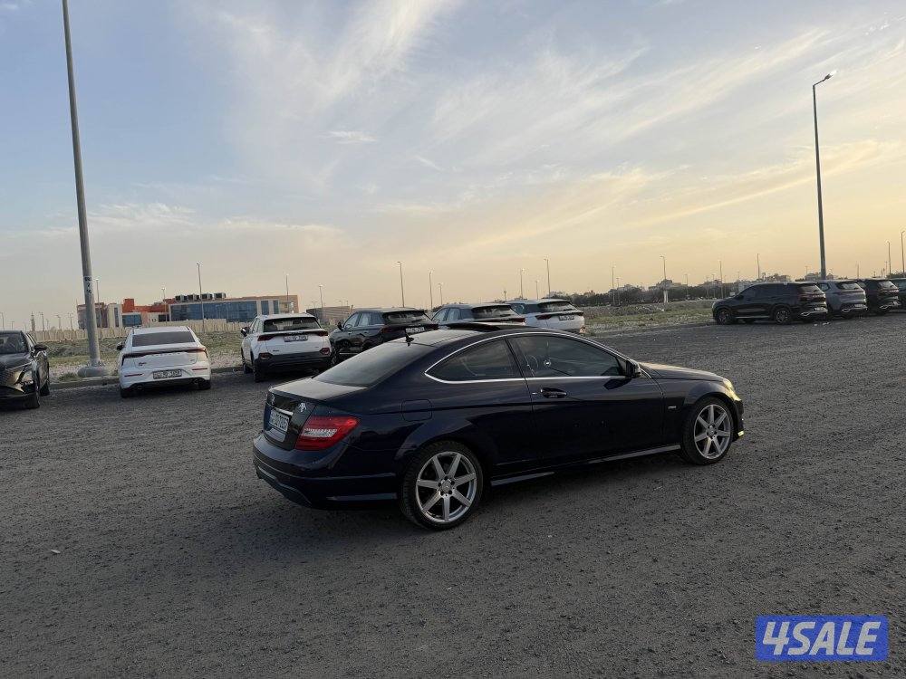 مرسيدس 2012 بحالة المصنع كالجديد11