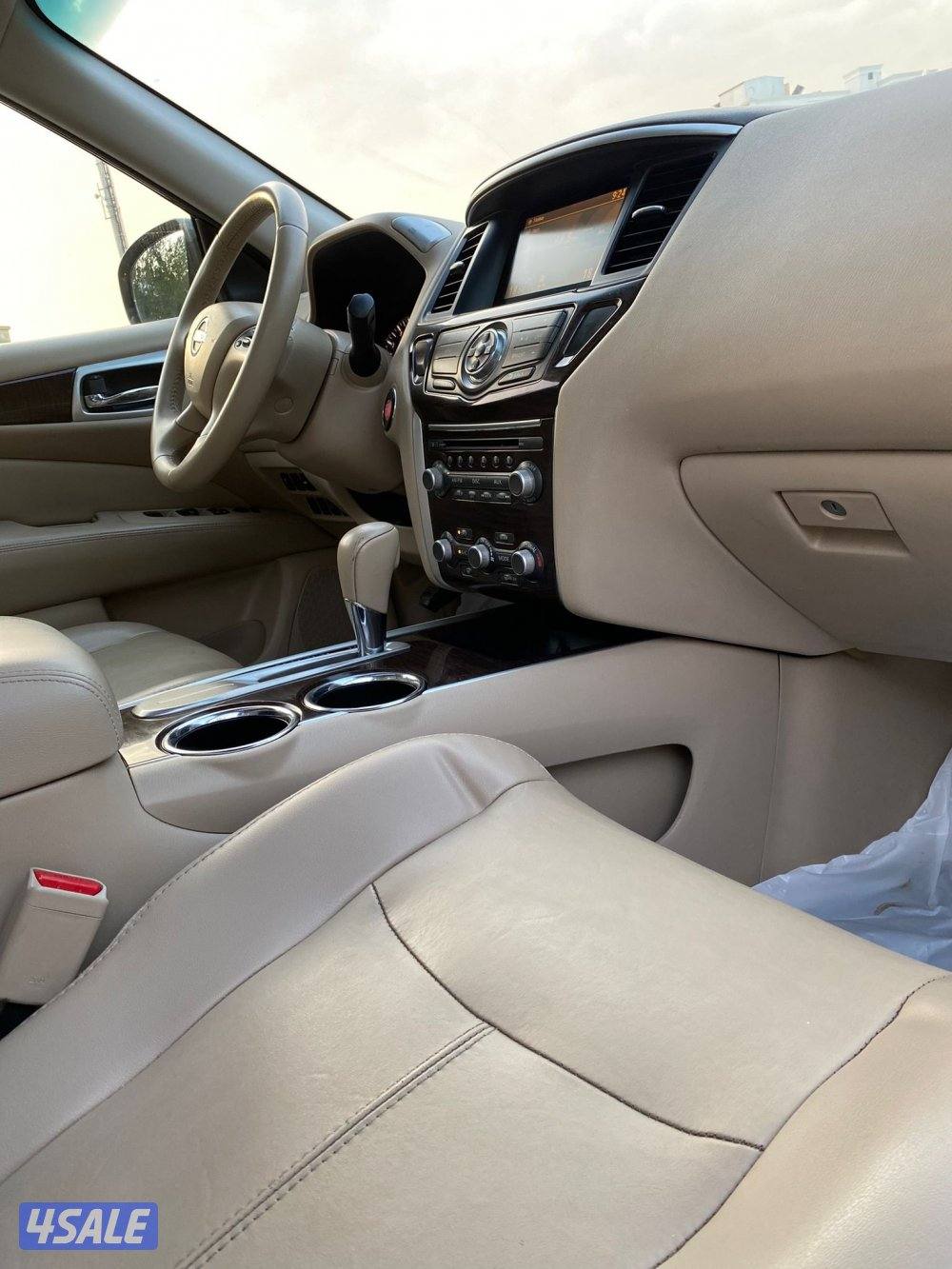 للبيع جيب بافندر موديل 20155