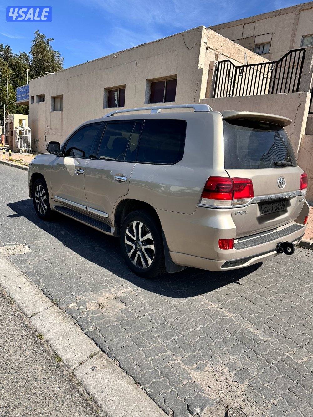 اغراض لاندكروزر من 2016-20210