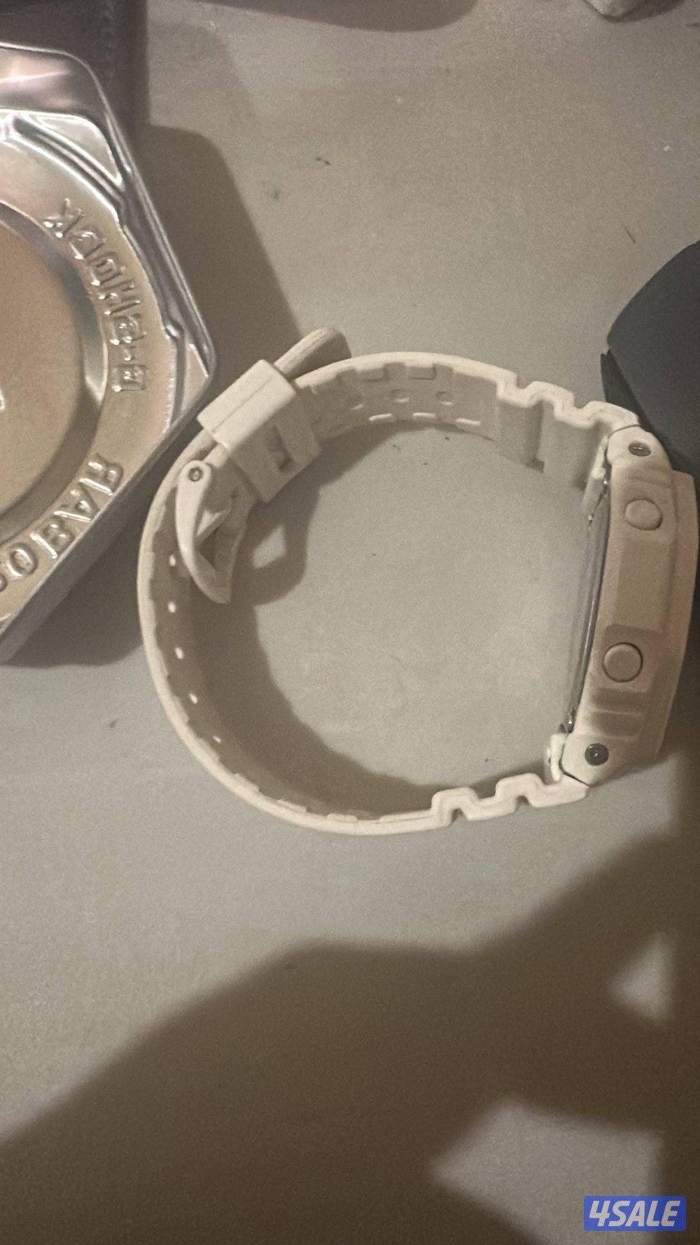 WHITE G SHOCK CASIO4