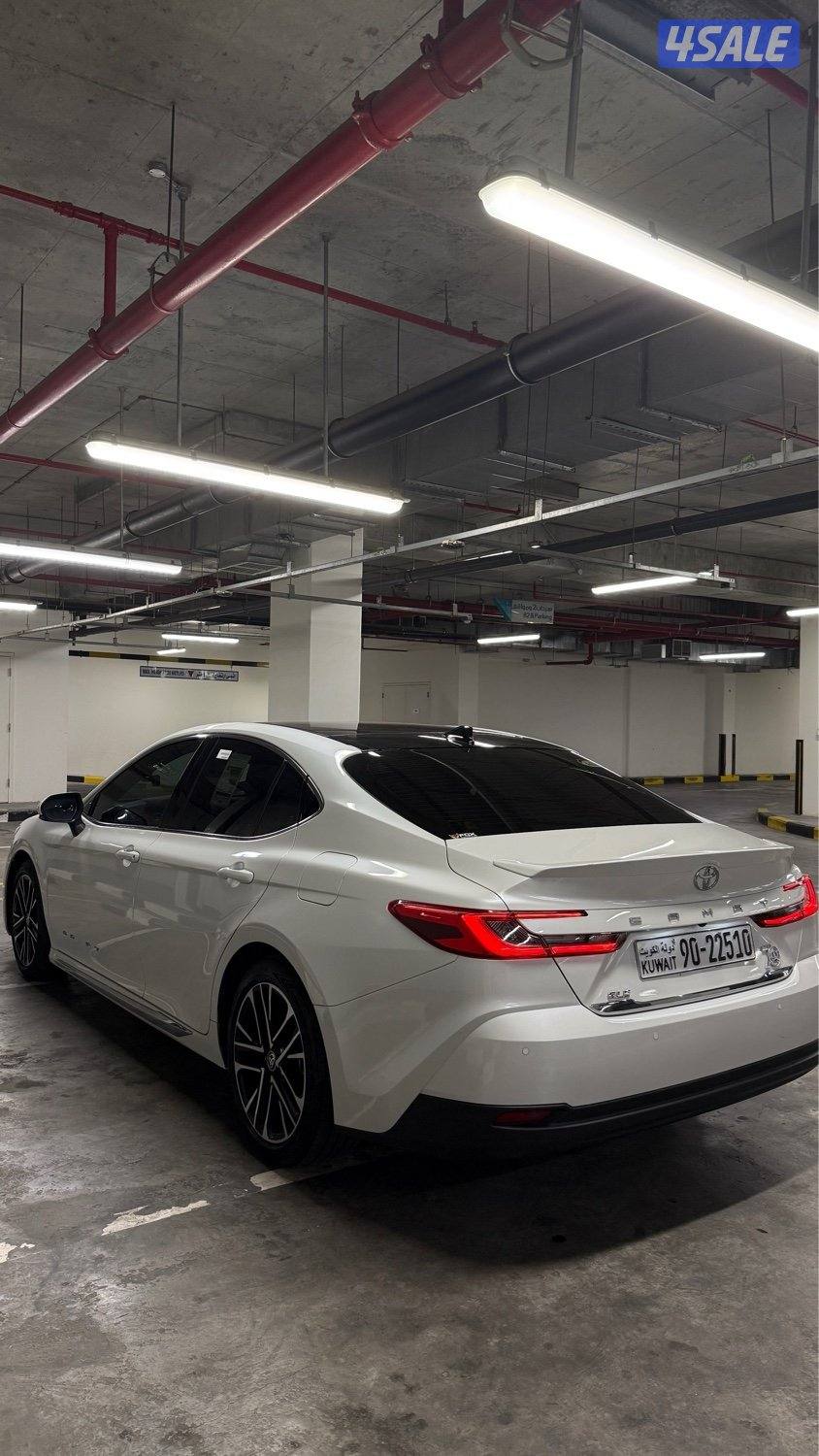 للبيع كامري ٢٠٢٥1