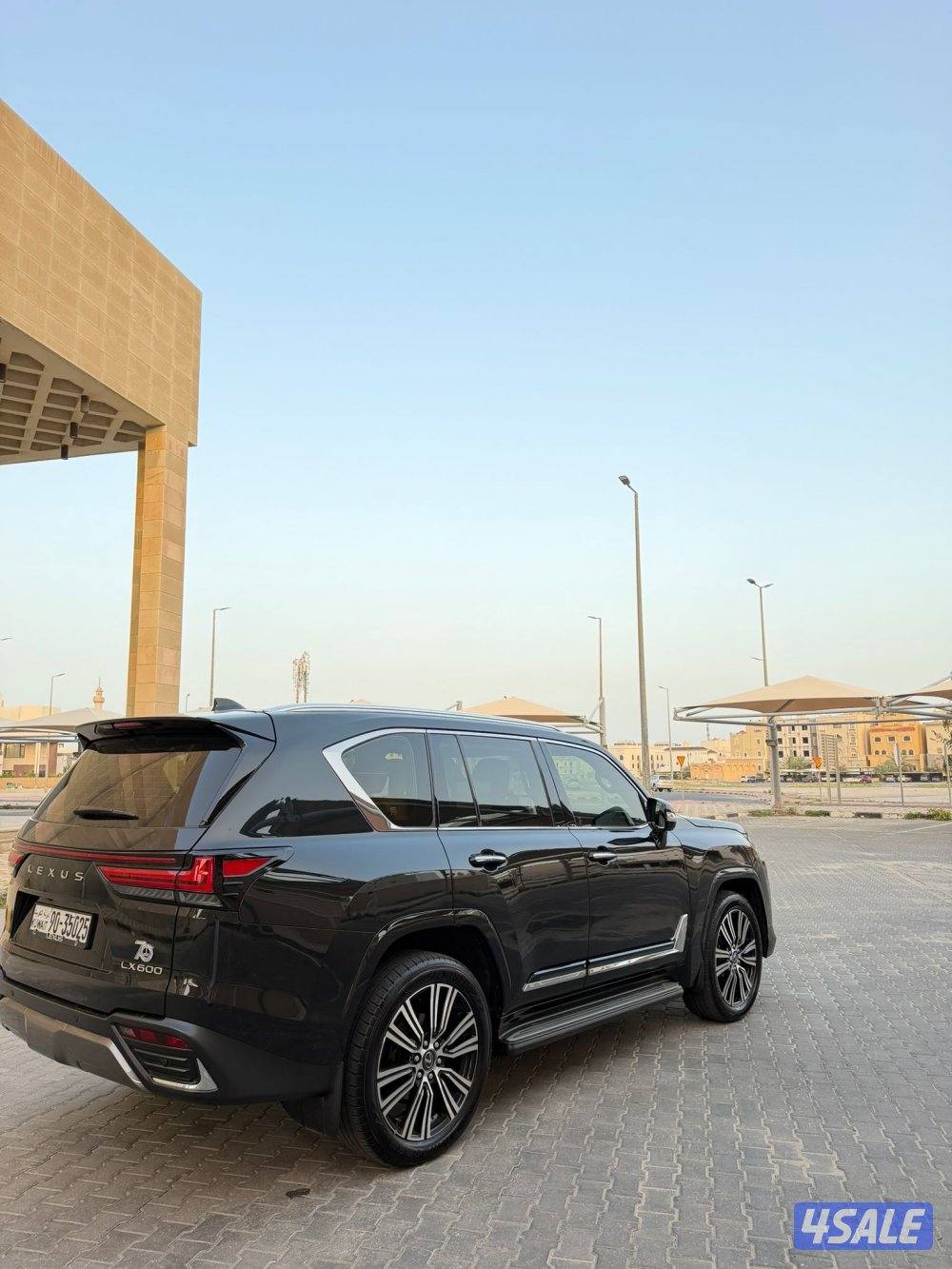 للبيع جيب لكزس درجه أولي LX 6007