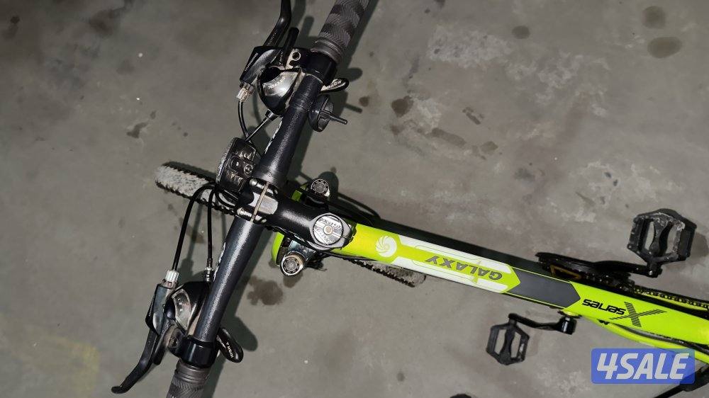 قاري  Galaxy حالته زينه نظيف وجاهز للاستخدام2