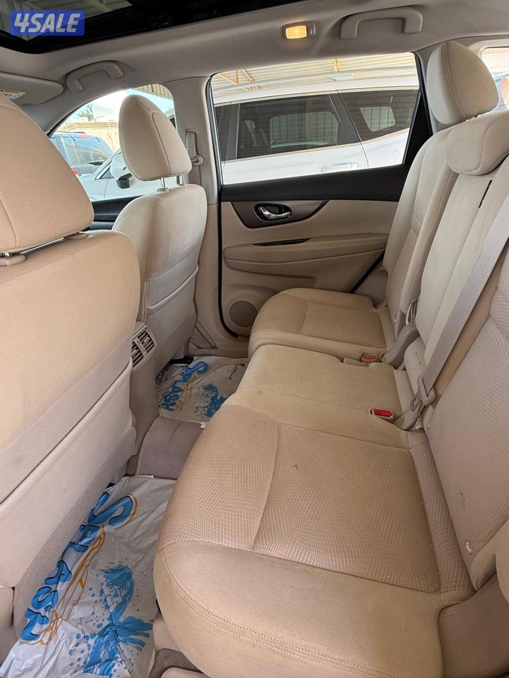 للبيع نيسان اكس تريل موديل 2017 ممشى قليل5