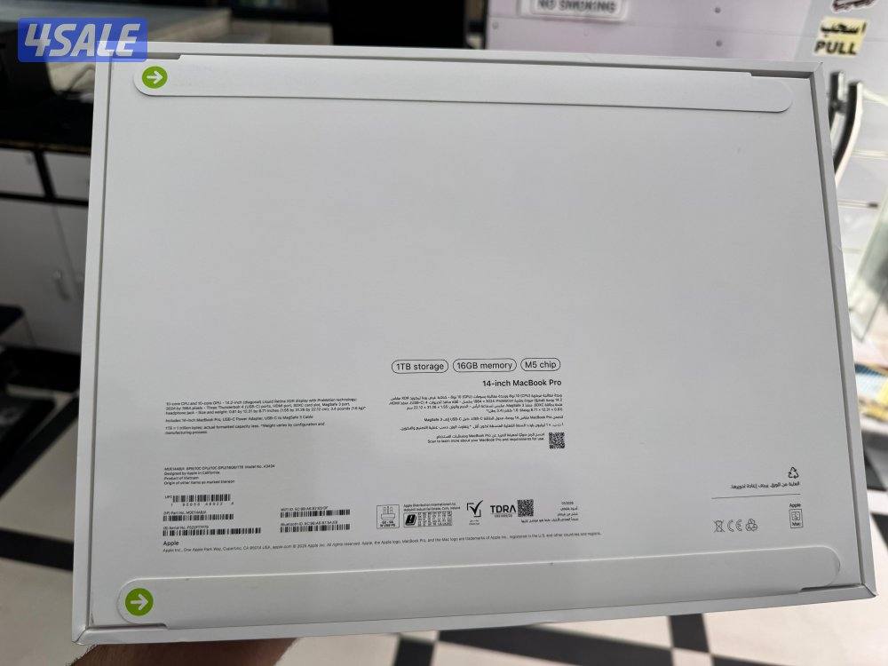 Macbook Pro M5 ram16gb ssd 1tb space black color new for sale1