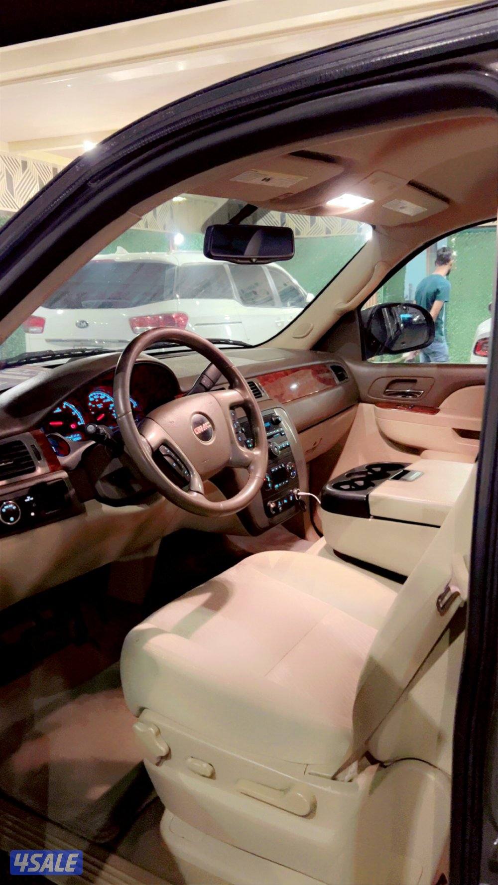 للبيع يوكن موديل 20144