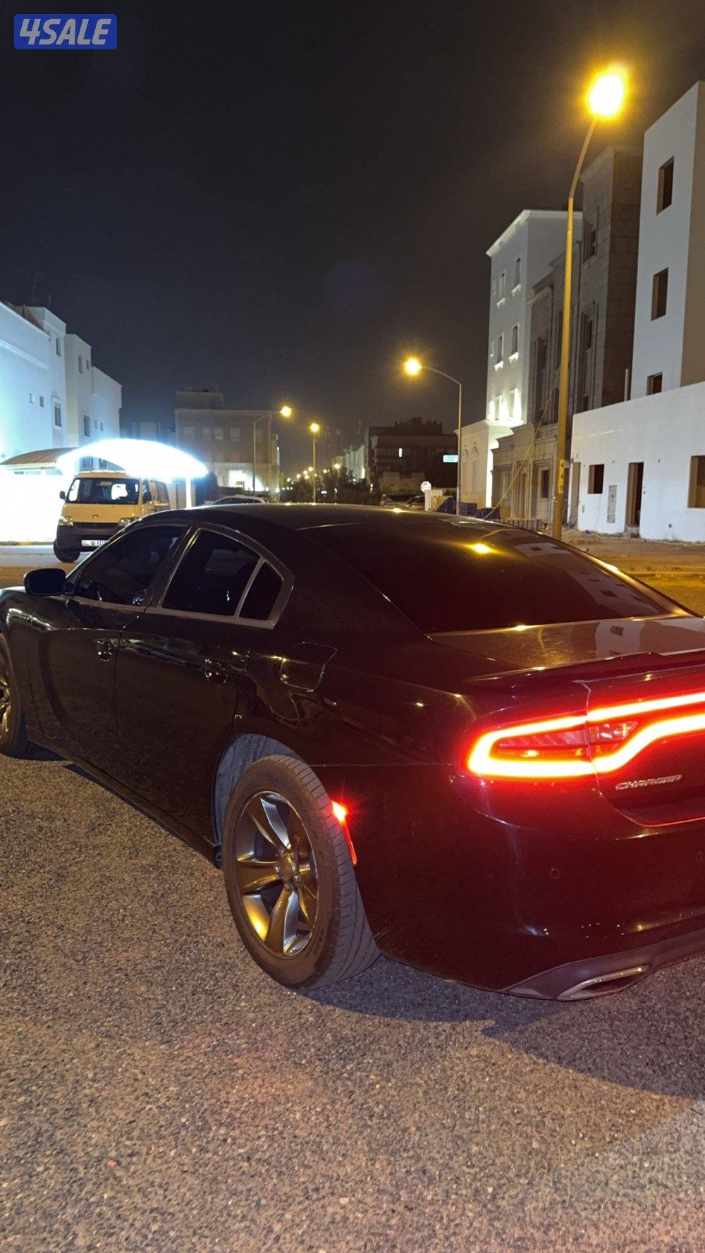 للبيع تشارجر0