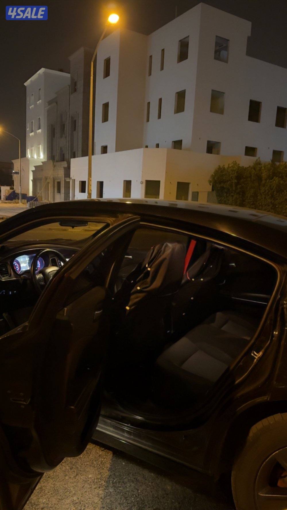 للبيع تشارجر5