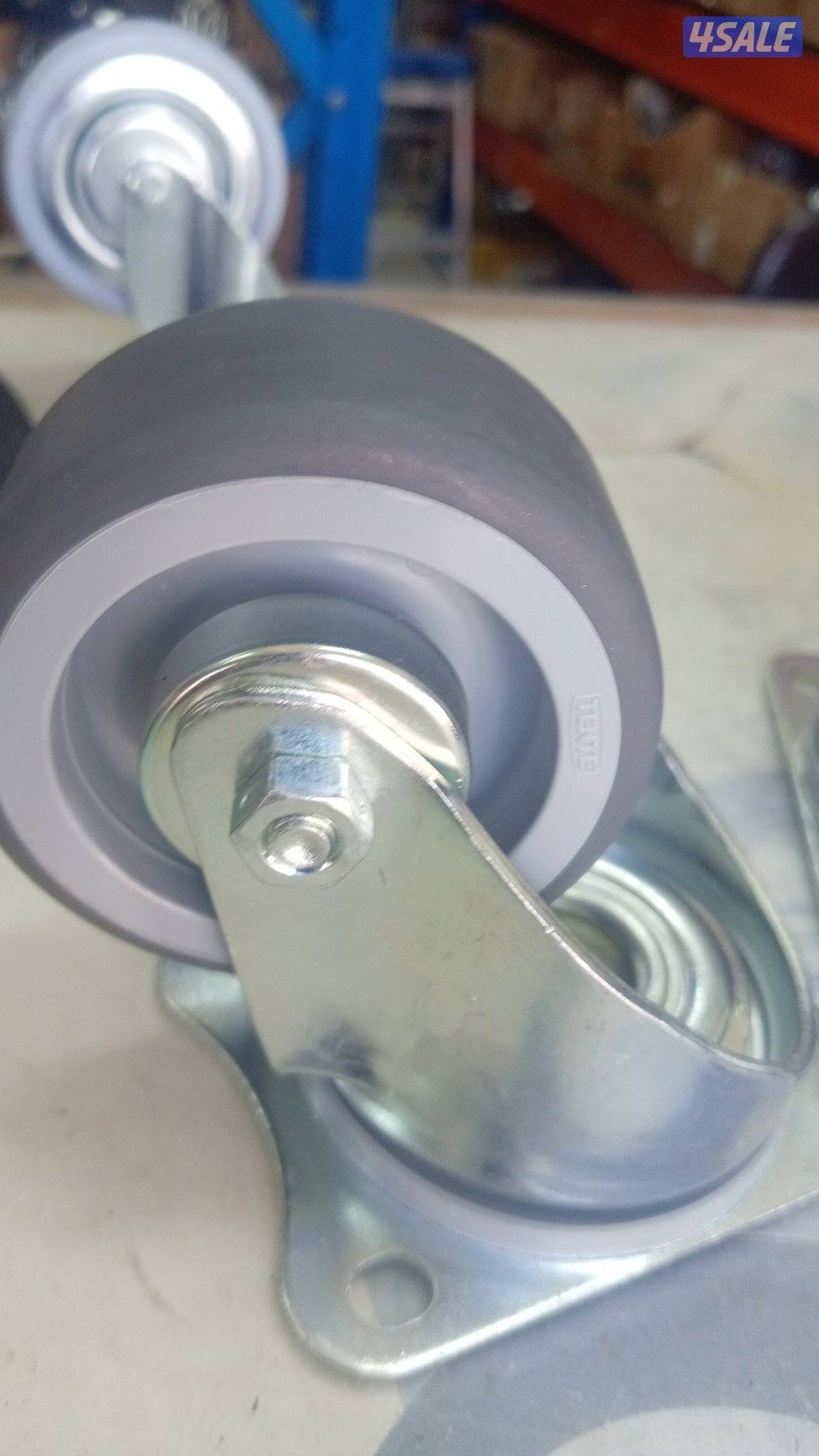 تصليح كراسي صالون حلاقه ومكاتب استرخاء جميع محافظات8