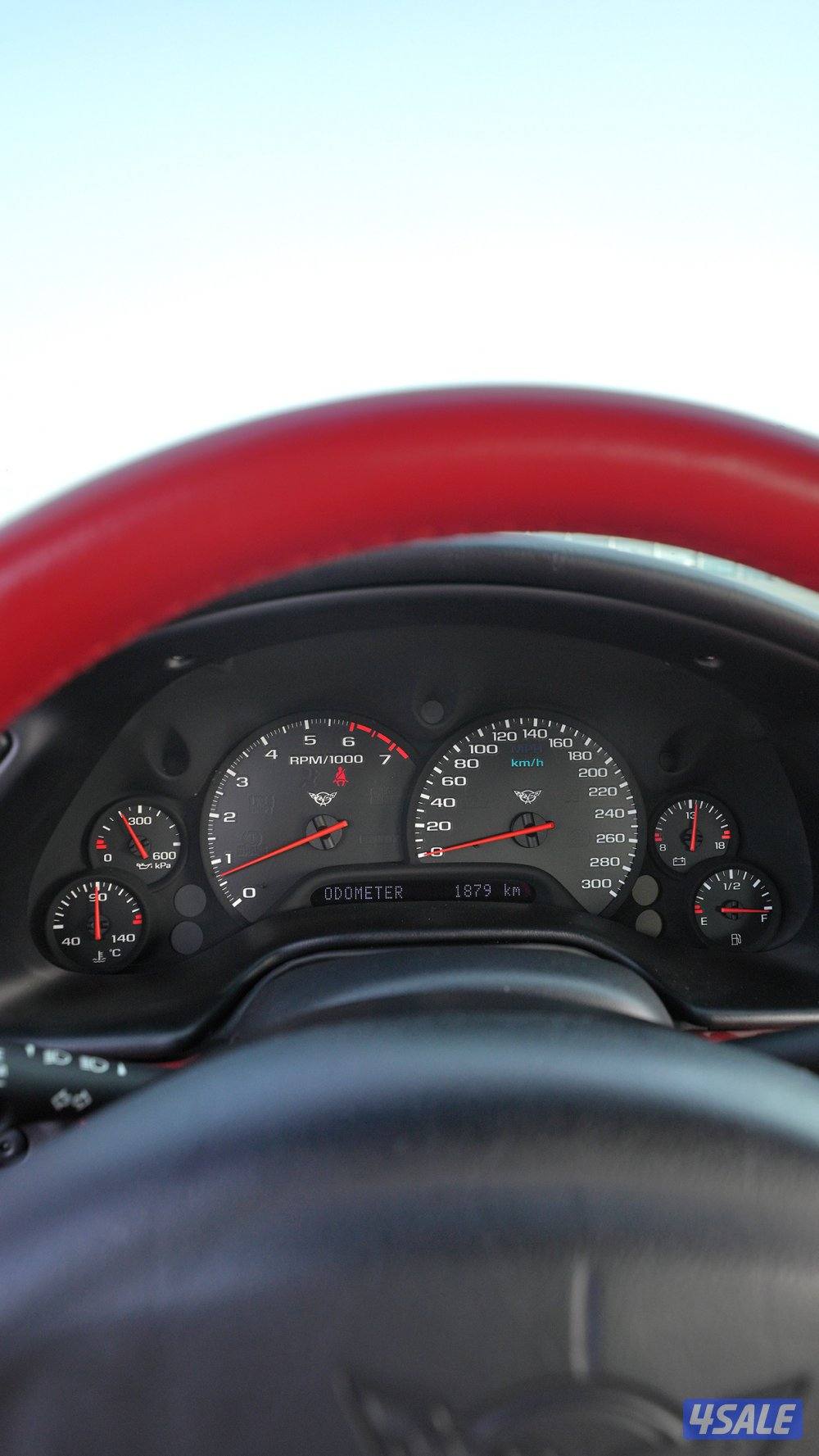 للبيع كورفيت ١٩٩٨ ماشي ١،٨٠٠ كيلو فقط7