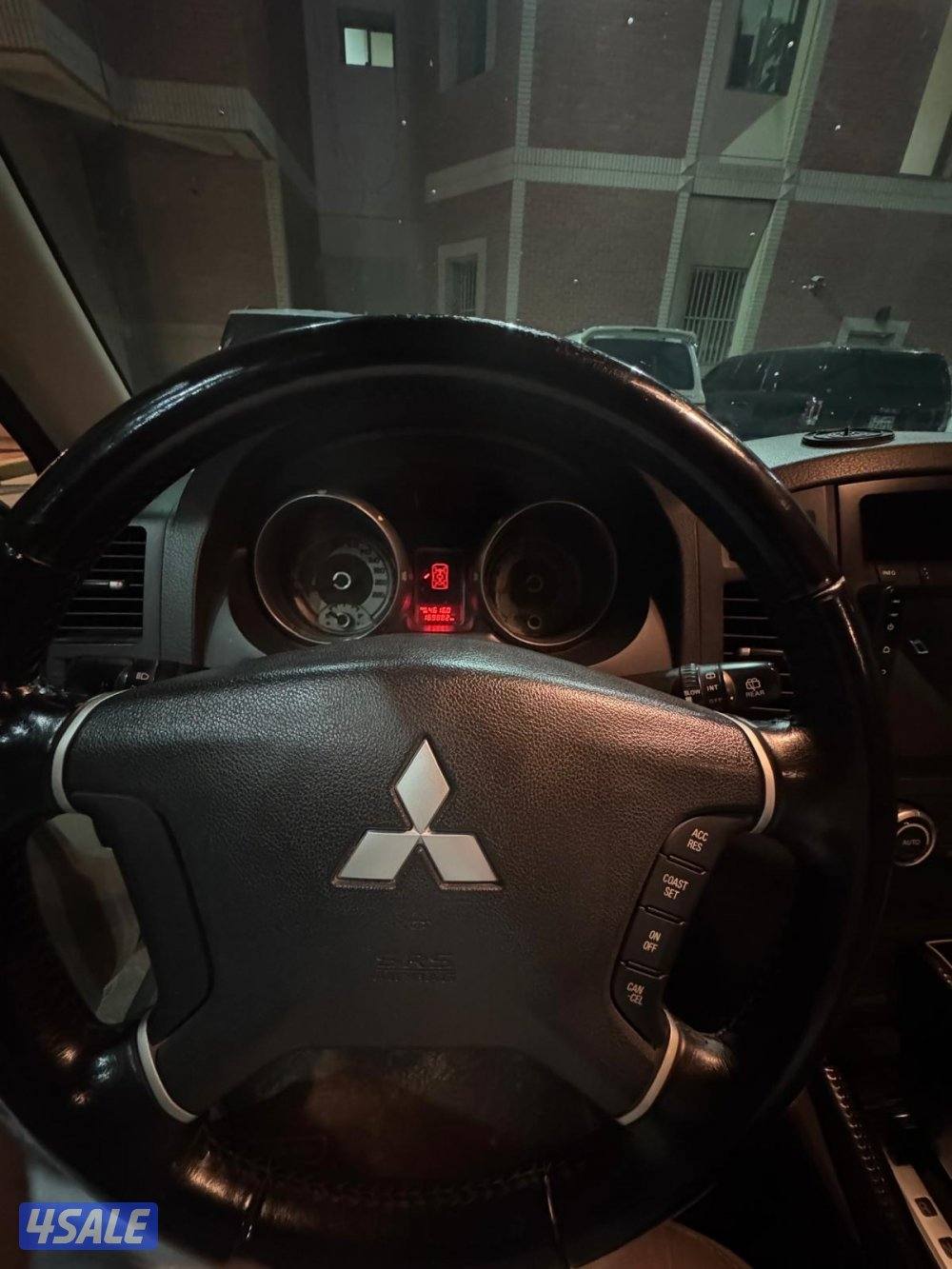 للبيع جيب باجيرو مديل 2014 صبغ الوكاله2