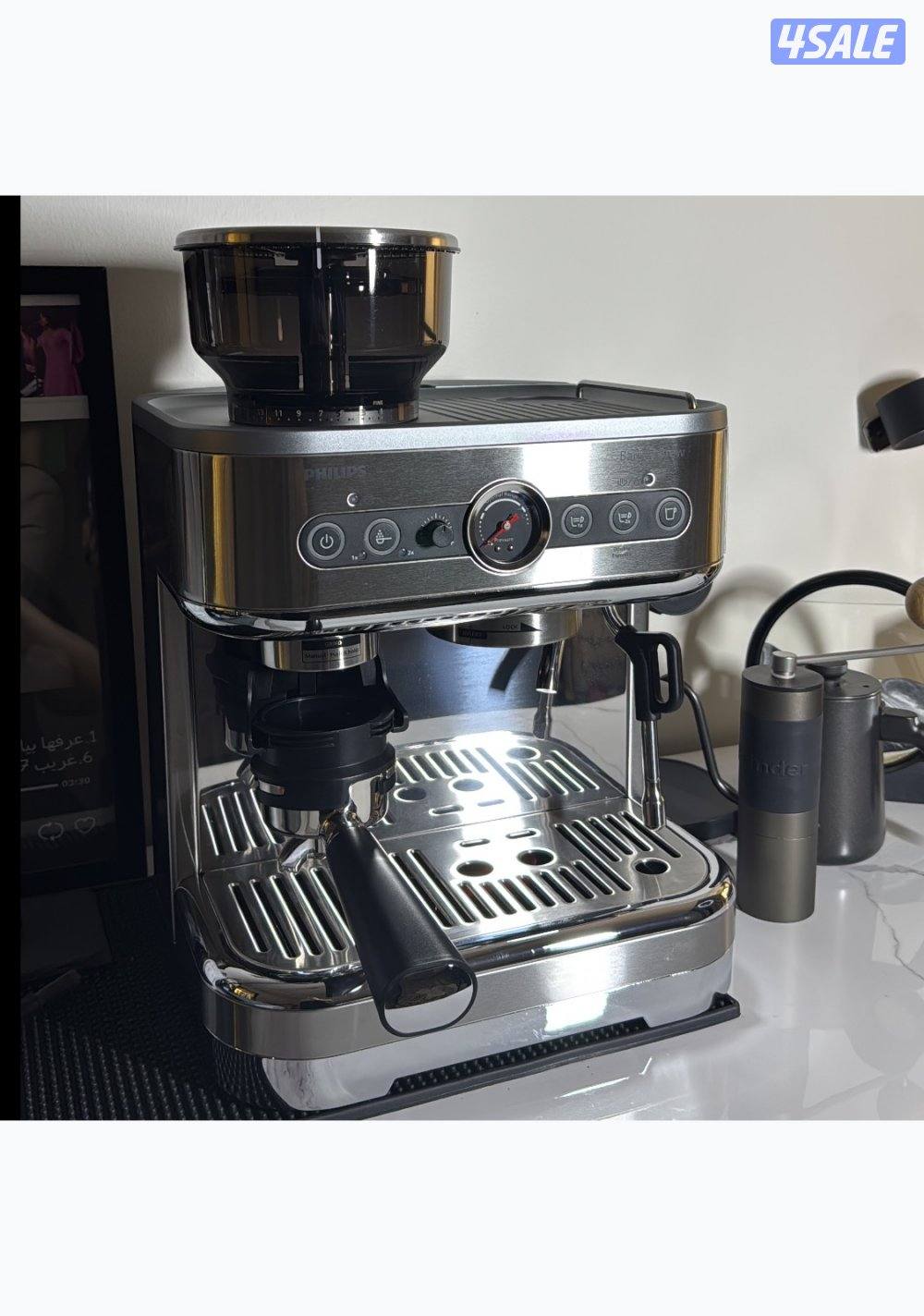 للبيع مكينة قهوة فيليبس باريستا برو0