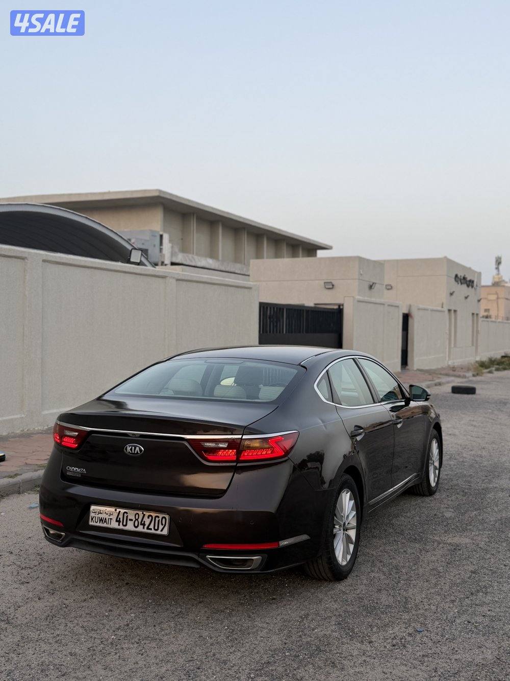 للبيع كيا كادينزا 2017 بيعه سريعه2