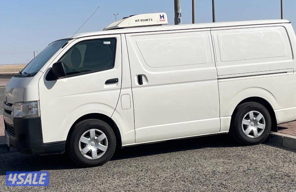 للبيع تويوتا هايس ثلاجة 20223