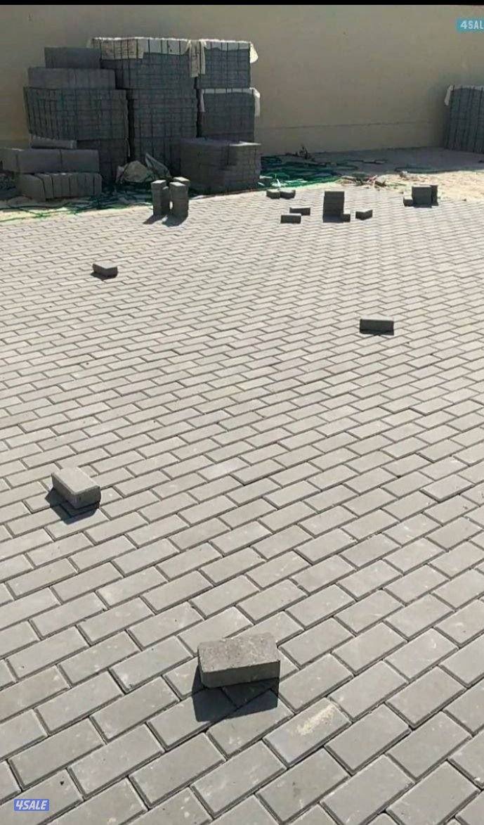 معلم بلاط متداخل وكربستون وكاشي ومصفت سيارات وصبت موزاييك ارضيات12