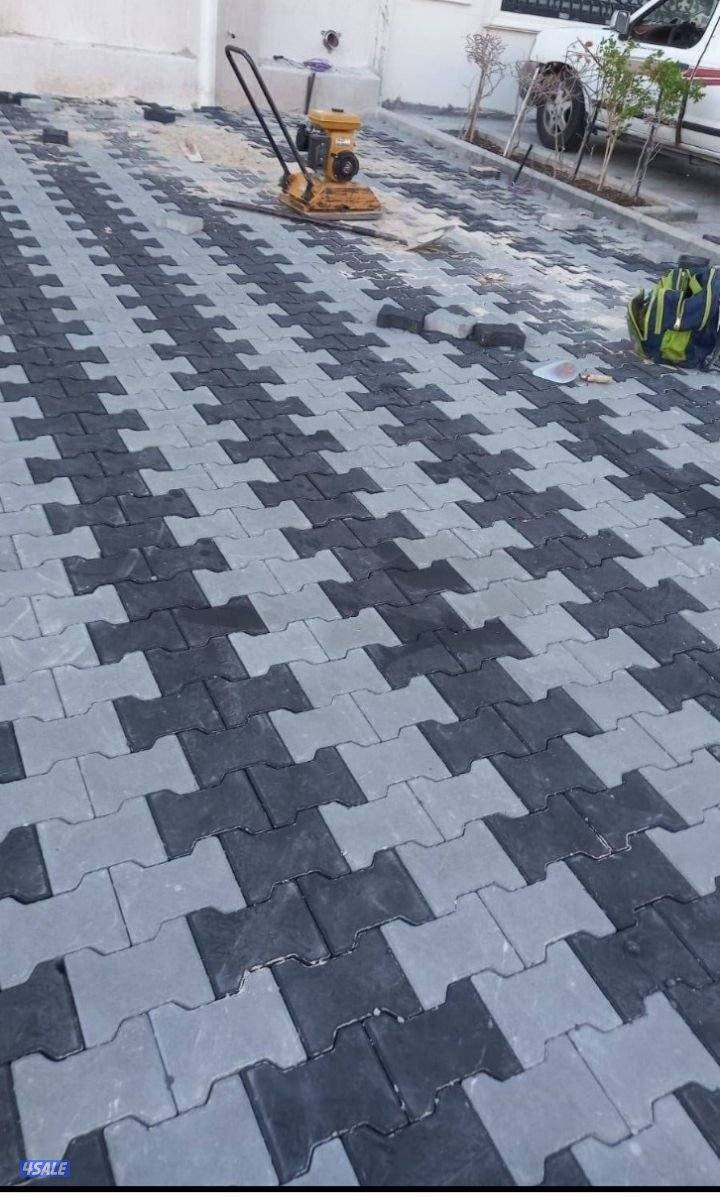 معلم بلاط متداخل وكربستون وكاشي ومصفت سيارات وصبت موزاييك ارضيات13
