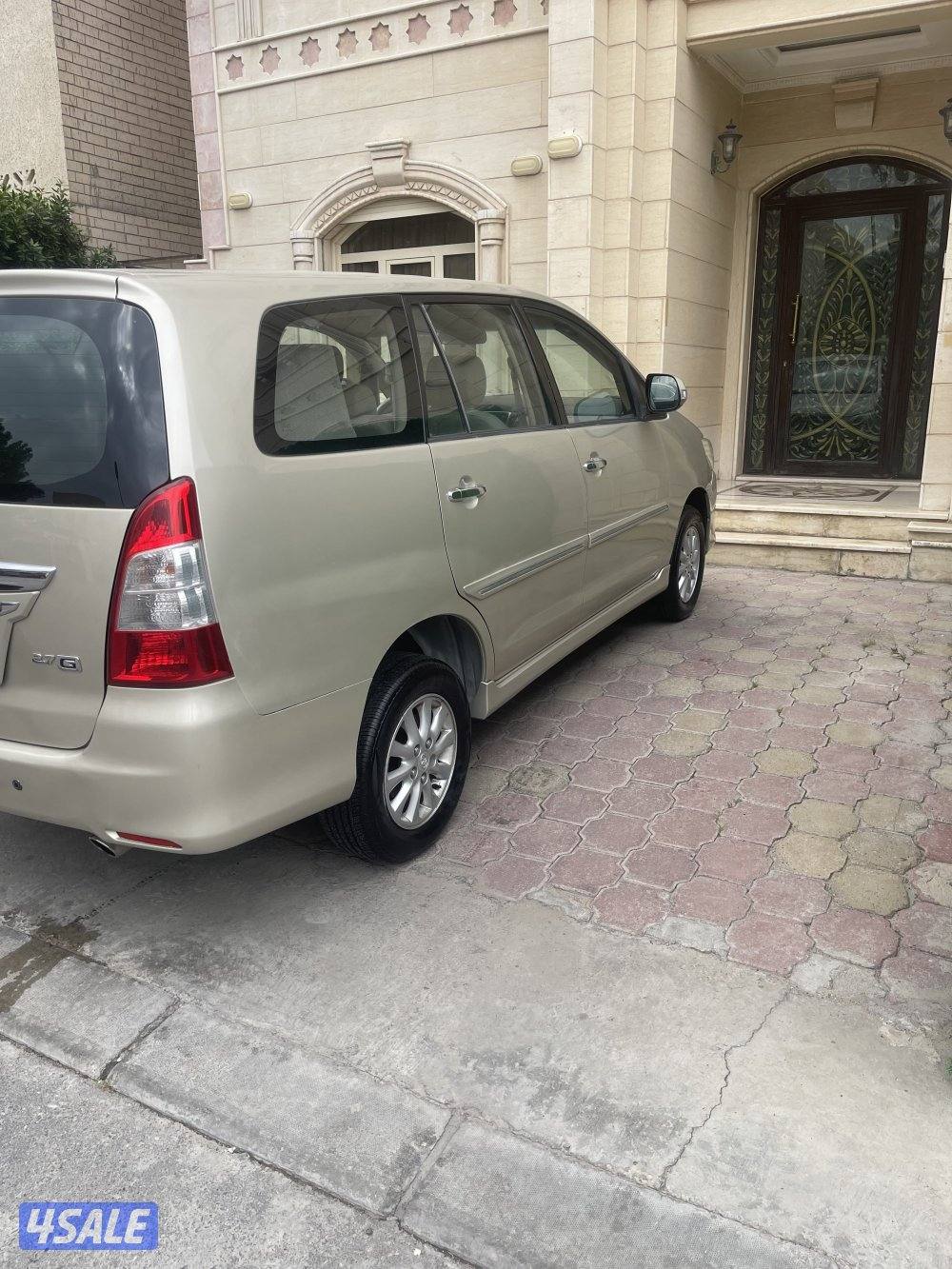 تويوتا انوفا20140