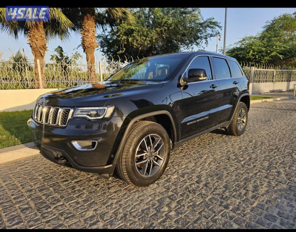 جراند شيروكي لاريدو 2021 ..4x40