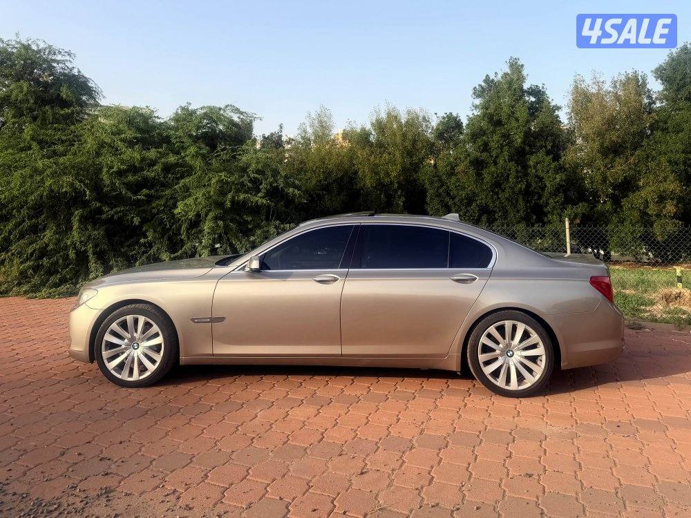 Bmw 740 li 2011 ماشي 156 الف1