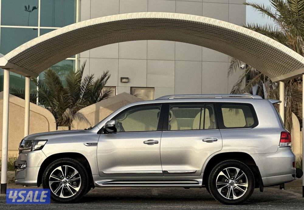 معرض القمة 🚩3