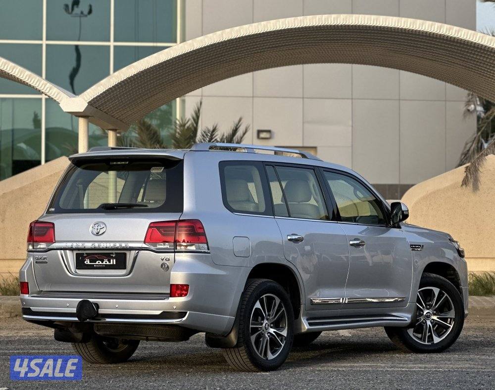 معرض القمة 🚩6