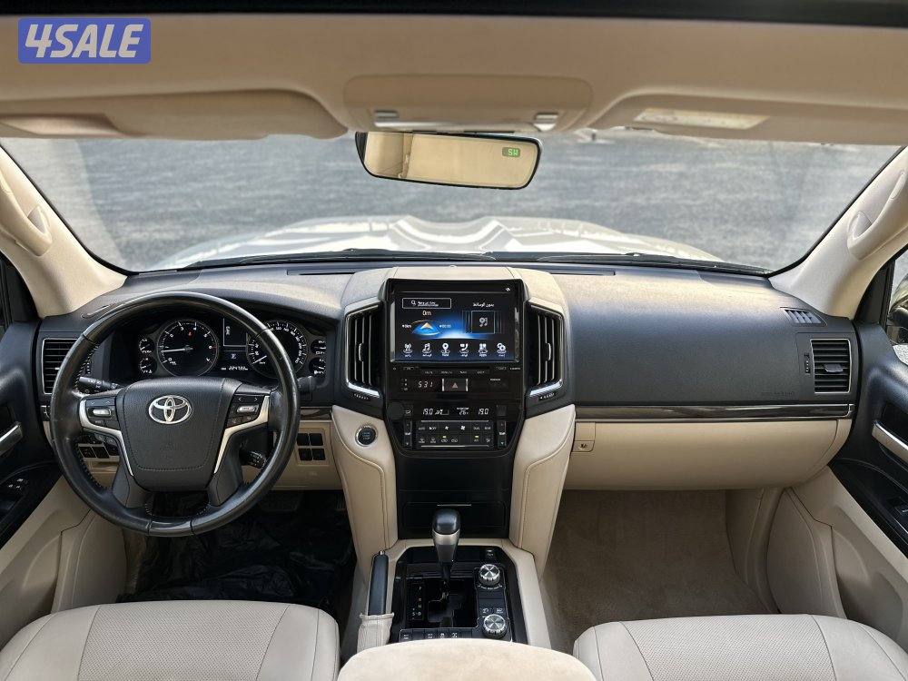 معرض القمة 🚩11