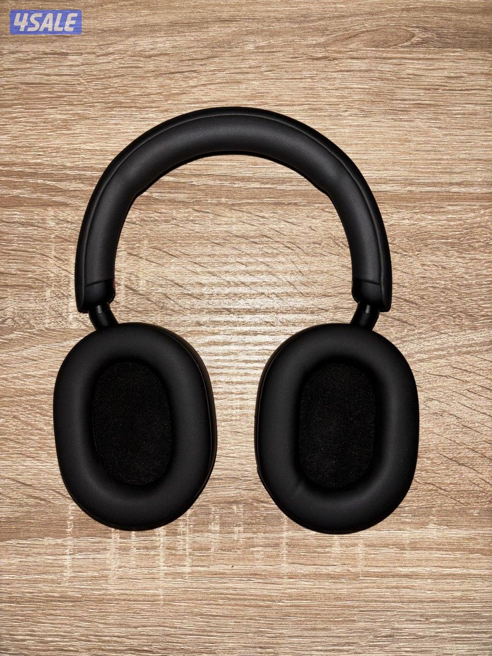 headphones , sony X52