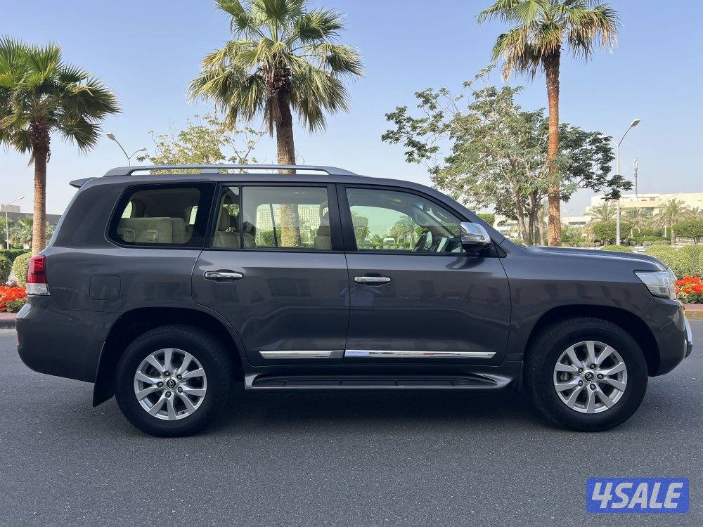 للبيع تويوتا لاند كروزر موديل 2016 ( شـرط الـفـحـص ) V8 بحاله الوكاله3