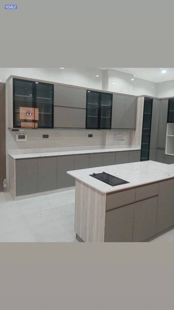 فني وصيانة مطابخ المنيوم فك وتركيب ونقل جميع انواع المطابخ وتبديل مفصل0