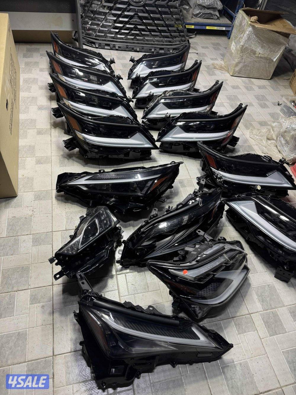 متوفر جميع انواع قطع الغيار المستعمله من السكراب3