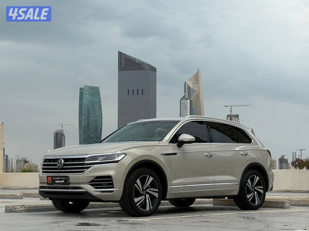 طوارقV6 موديل2022 عداد80الف وارد بهبهانس تحت الكفاله لغاية2027/20