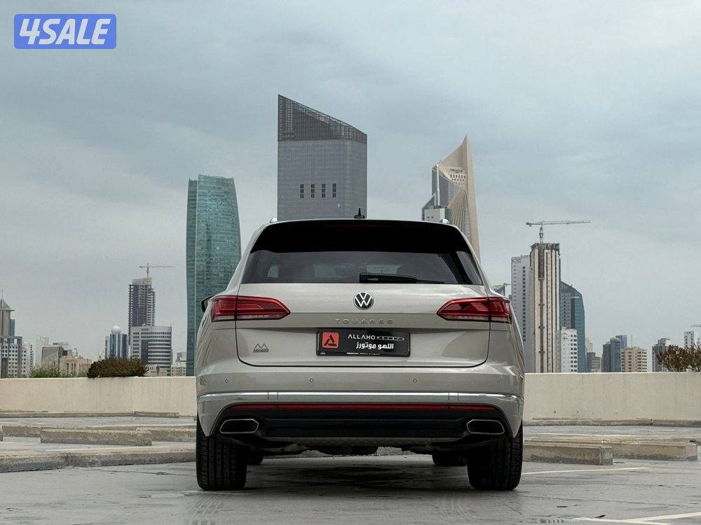 طوارقV6 موديل2022 عداد80الف وارد بهبهانس تحت الكفاله لغاية2027/22