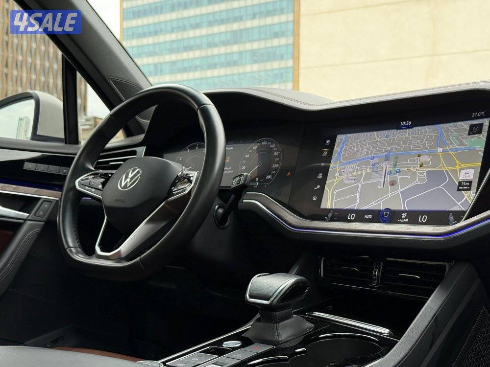 طوارقV6 موديل2022 عداد80الف وارد بهبهانس تحت الكفاله لغاية2027/26