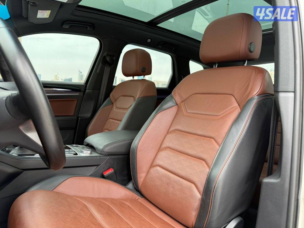 طوارقV6 موديل2022 عداد80الف وارد بهبهانس تحت الكفاله لغاية2027/29