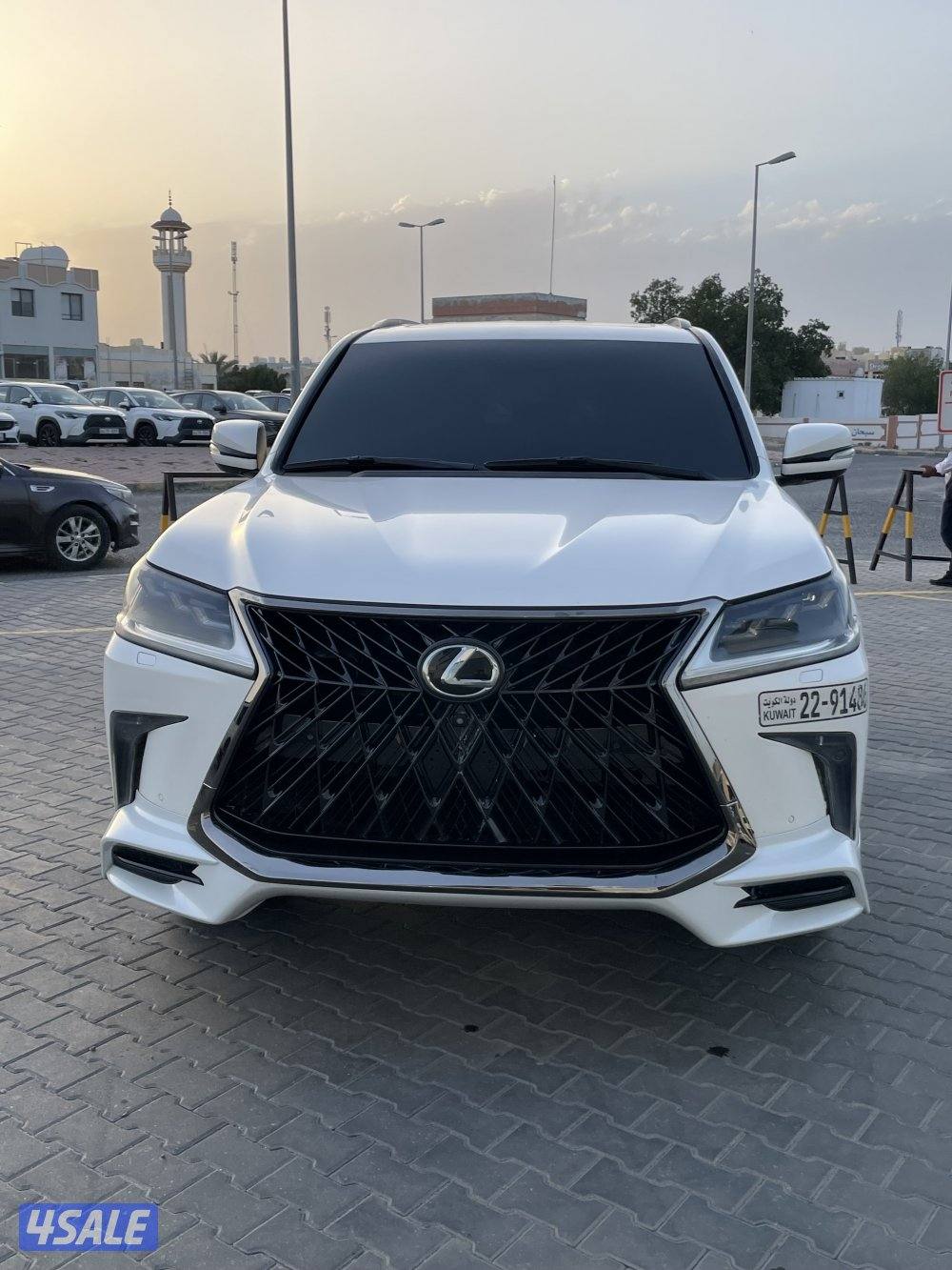 لكزس LX570 صبغ الوكاله 20170