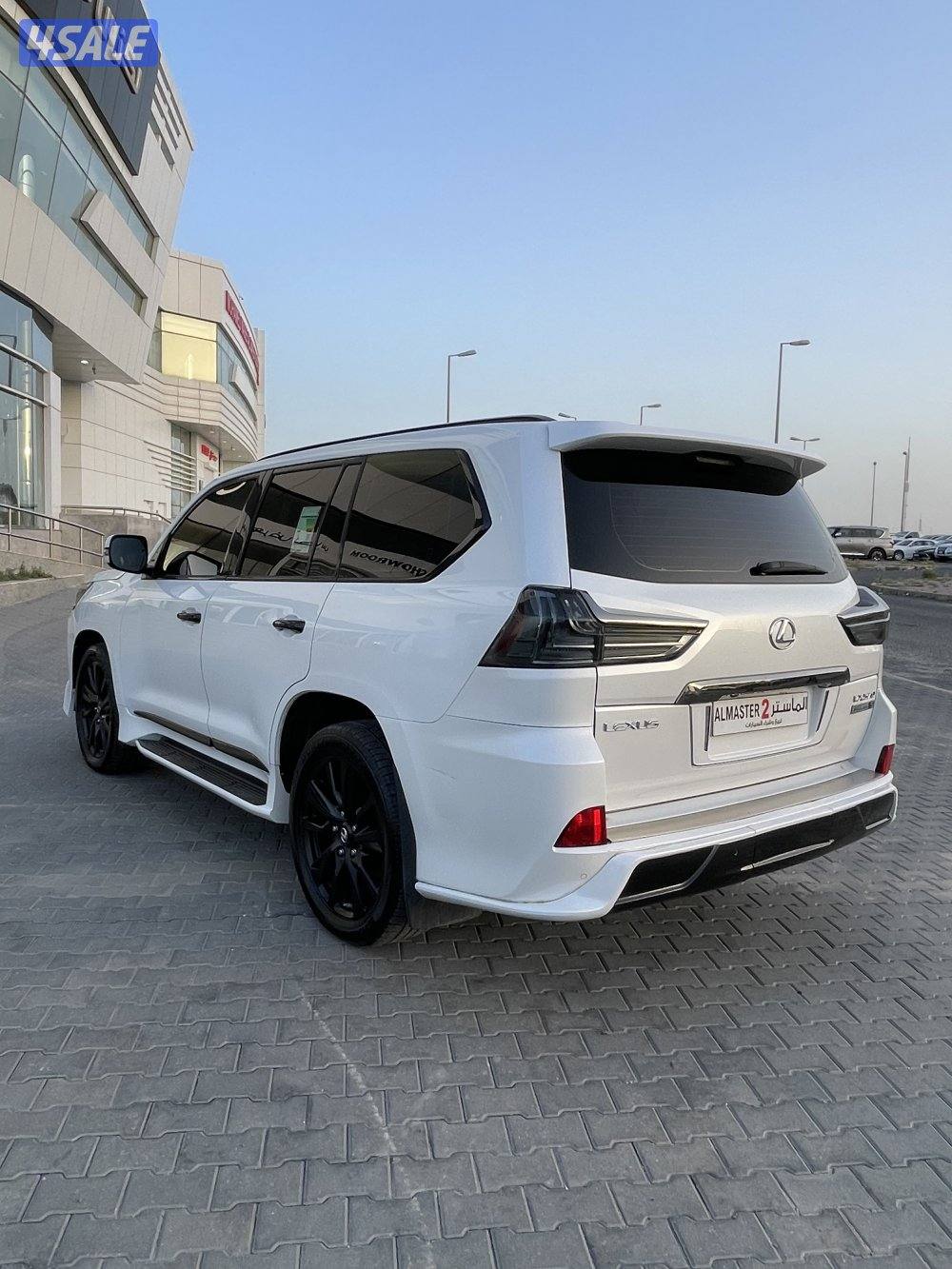 لكزس LX570 صبغ الوكاله 20174