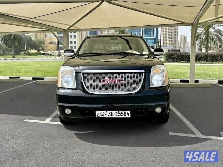 ًGMC يوكن - الموديل :2009 - العداد:3221