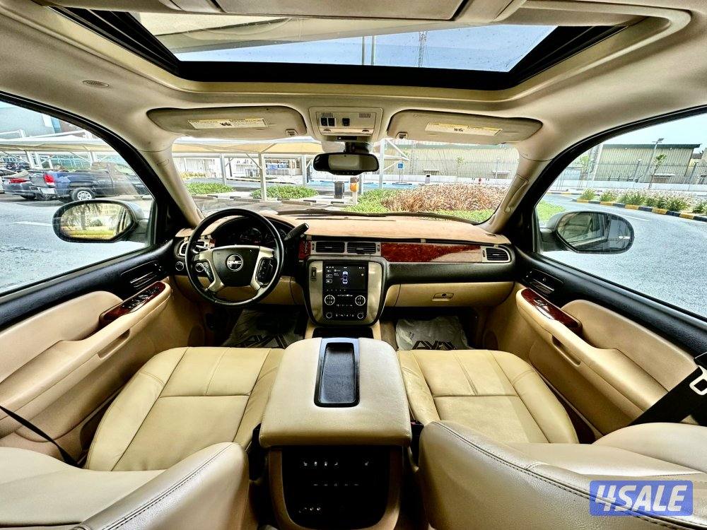 ًGMC يوكن - الموديل :2009 - العداد:32210