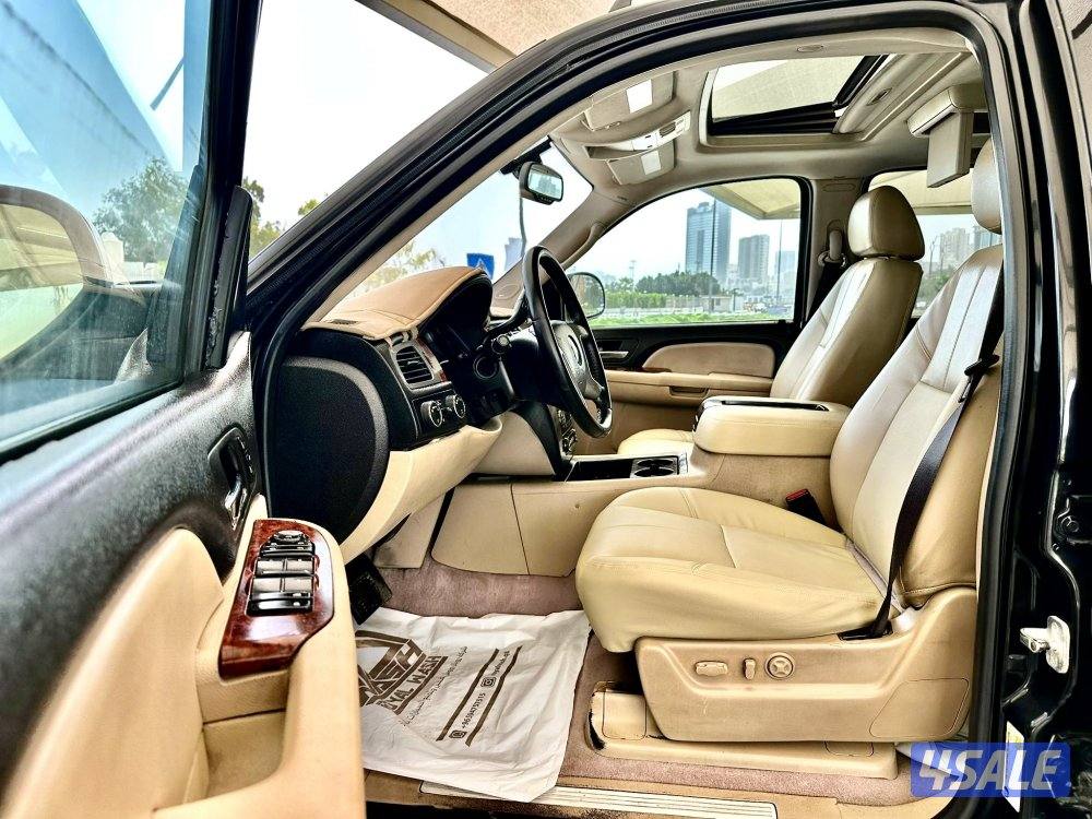 ًGMC يوكن - الموديل :2009 - العداد:32214