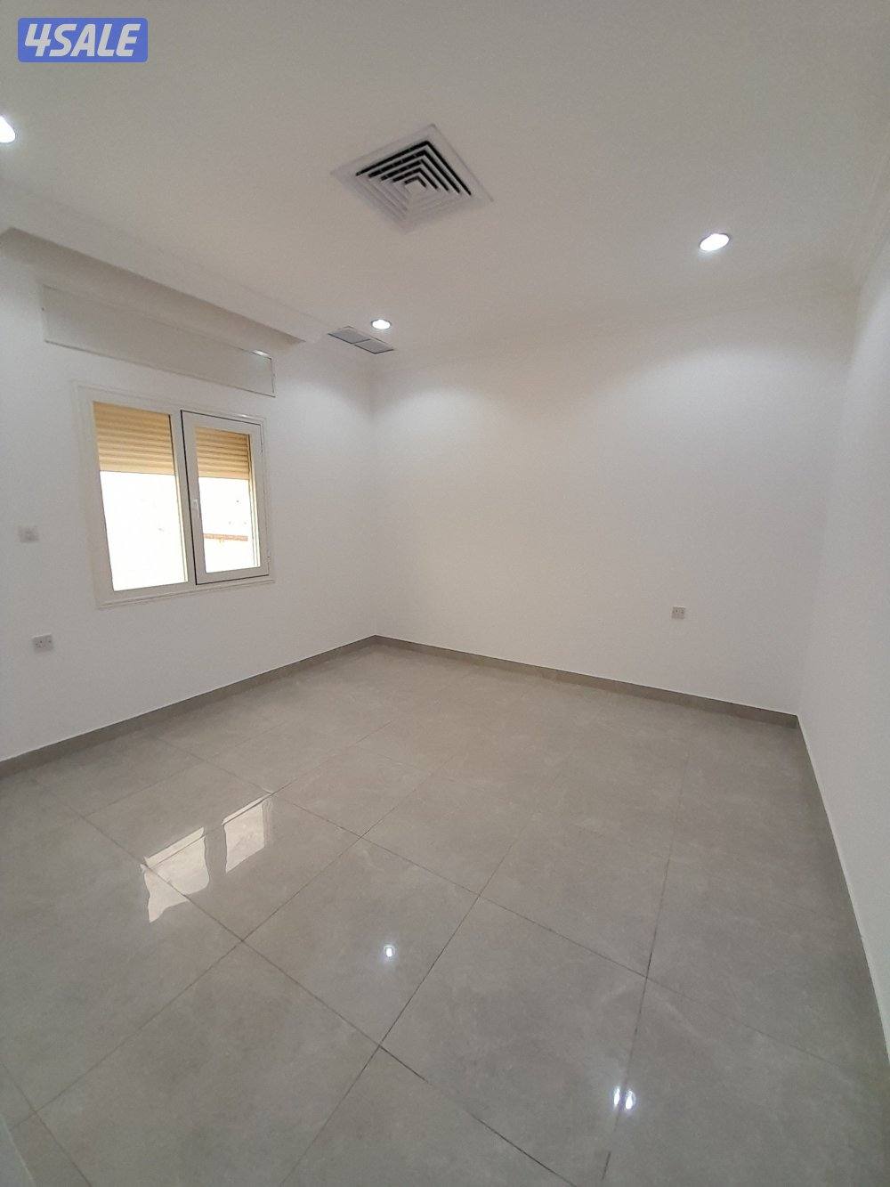 للايجار شقه فى صباح الاحمد c و B0