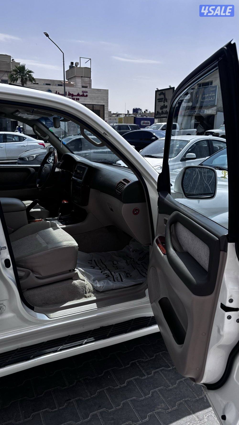 لاندكروزر وارد الساير صبغ وكاله 20075