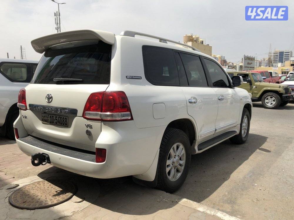 لاند كروزر GX.R V8 موديل 2011 ماشي 488 الف3