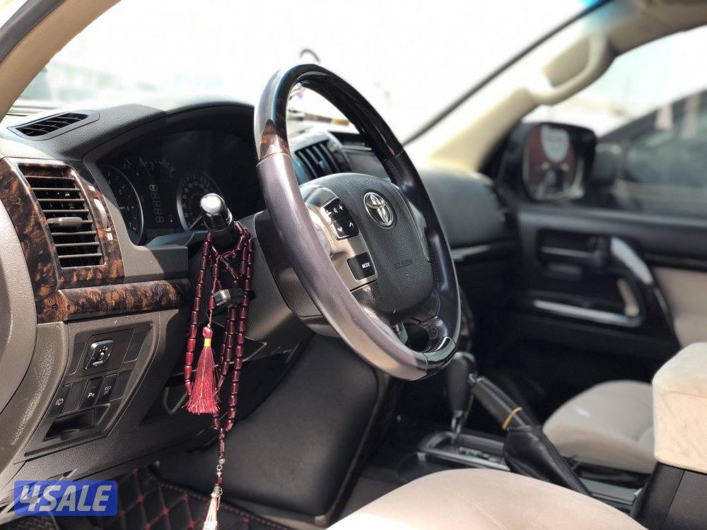 لاند كروزر GX.R V8 موديل 2011 ماشي 488 الف6